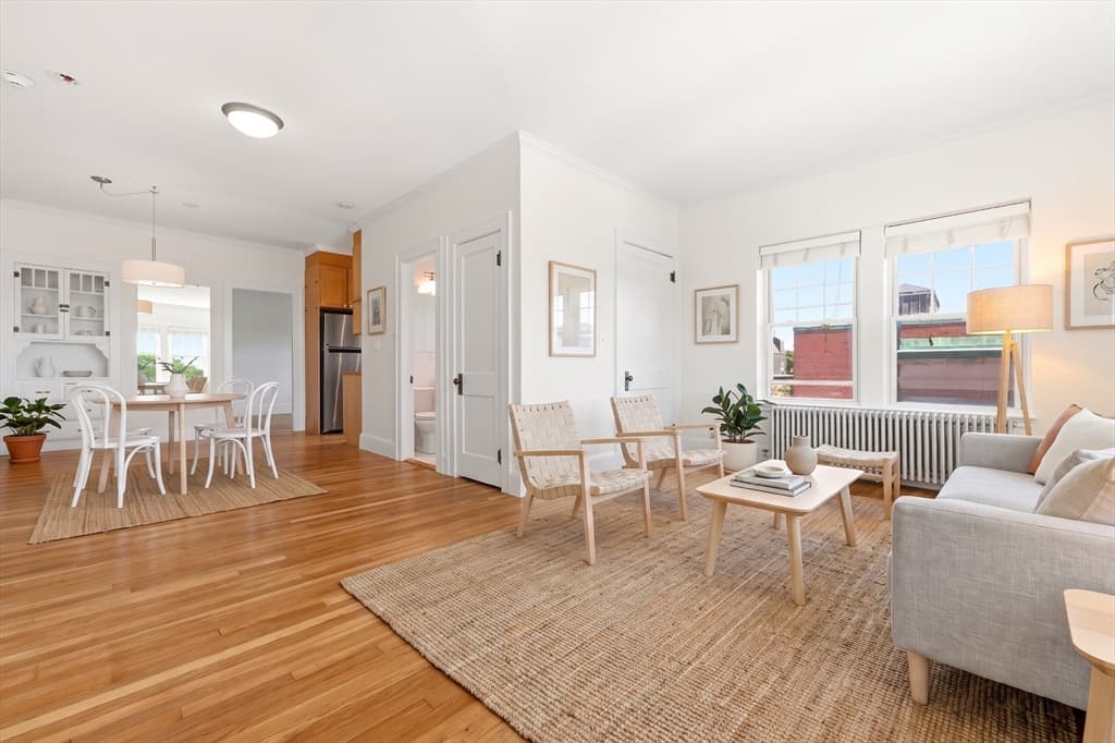 21 Bradlee Rd # 54, Medford MA 02155