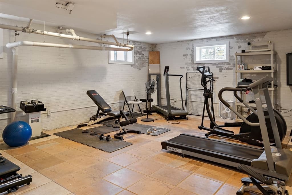 21 Bradlee Rd # 54, Medford MA 02155 photo 15