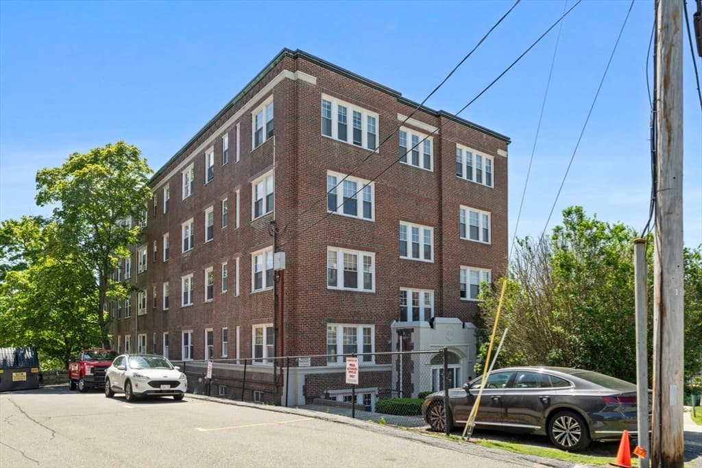 21 Bradlee Rd # 54, Medford MA 02155 photo 19