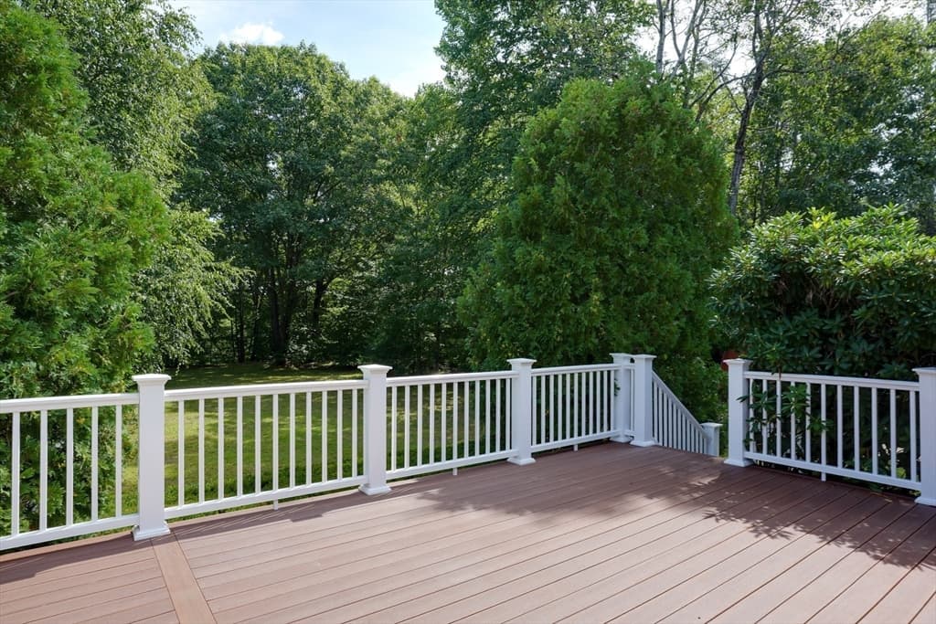 31 Lakeshore Dr, Hudson MA 01749 photo 7