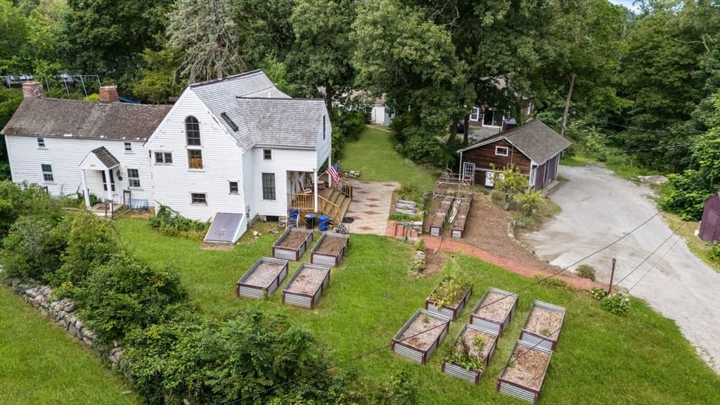 120 Summer St, Weston MA 02493 photo 2