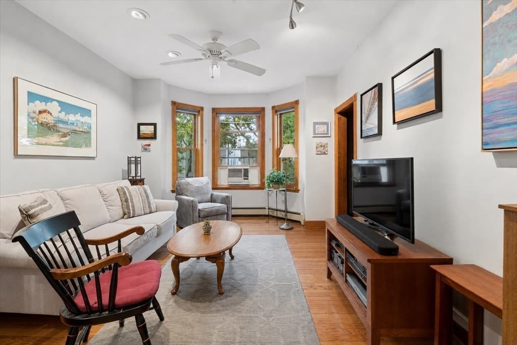227 Chelsea St, Boston MA 02128 photo 18