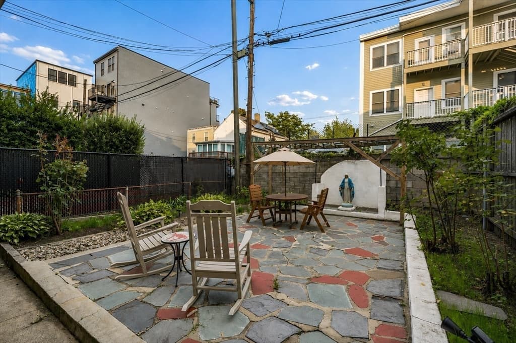 227 Chelsea St, Boston MA 02128 photo 29