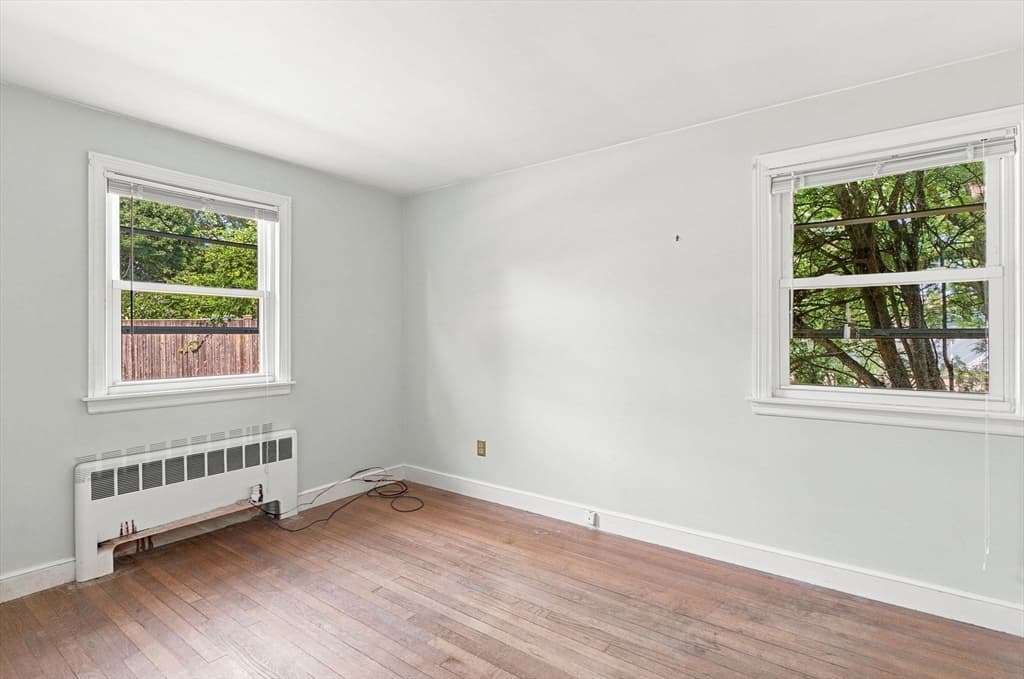 21 Flint St, Danvers MA 01923 photo 11