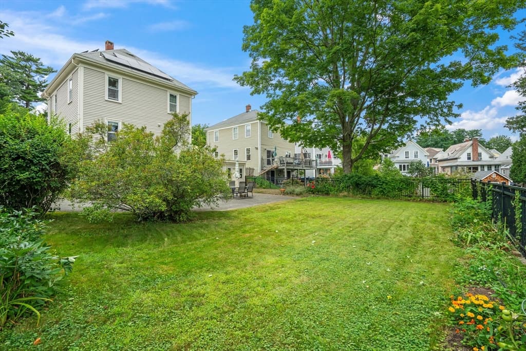 165 E. Lothrop St, Beverly MA 01915 photo 32