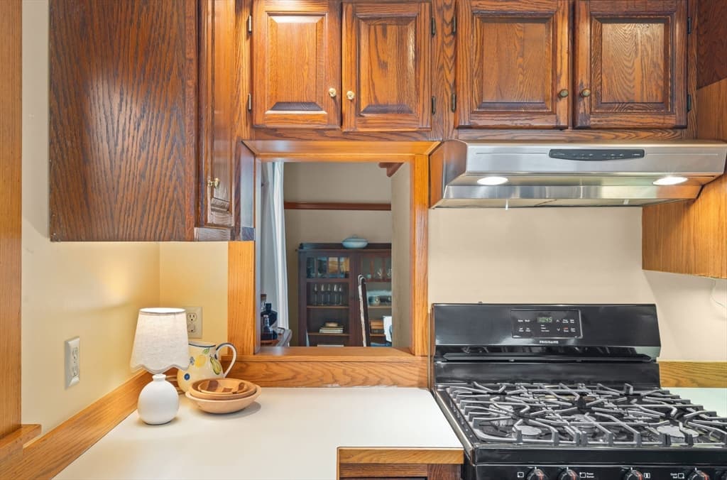 165 E. Lothrop St, Beverly MA 01915 photo 15