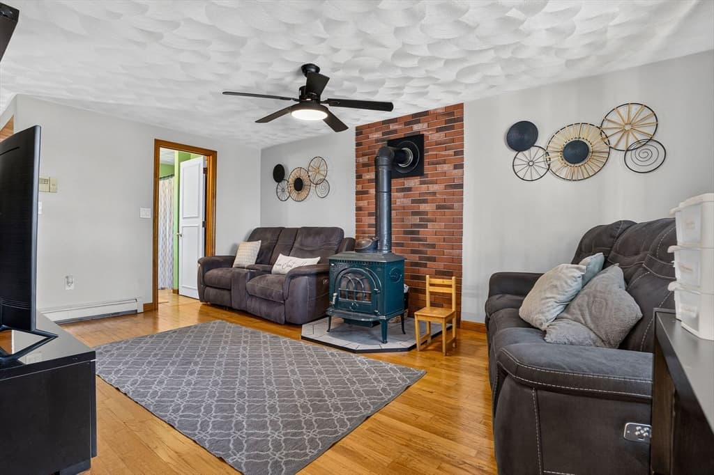 71 Hichborn St, Revere MA 02151 photo 10