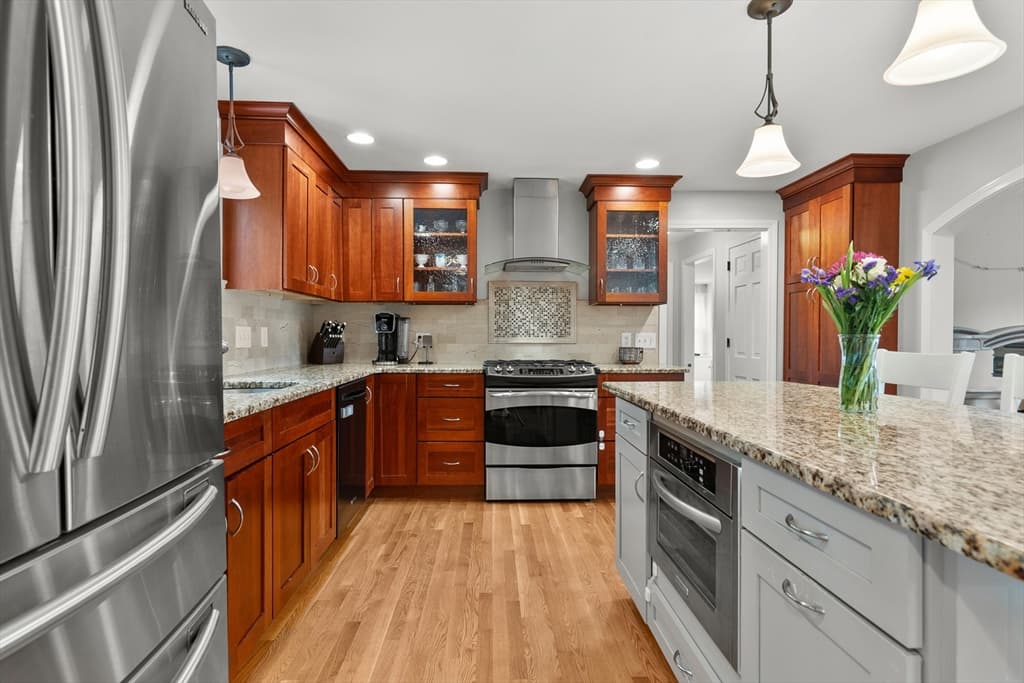 104 Martin Street, North Andover MA 01845 photo 7
