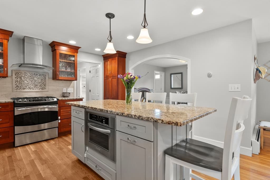 104 Martin Street, North Andover MA 01845 photo 8