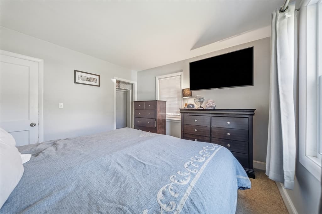 Single Family Residence at 97 Stoughton St, Stoughton MA 02072, Stoughton, photo 14 of 33