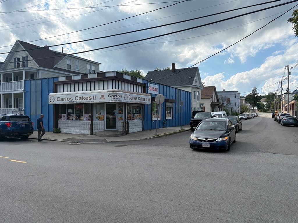 139 Water St, Lawrence MA 01841 photo 3