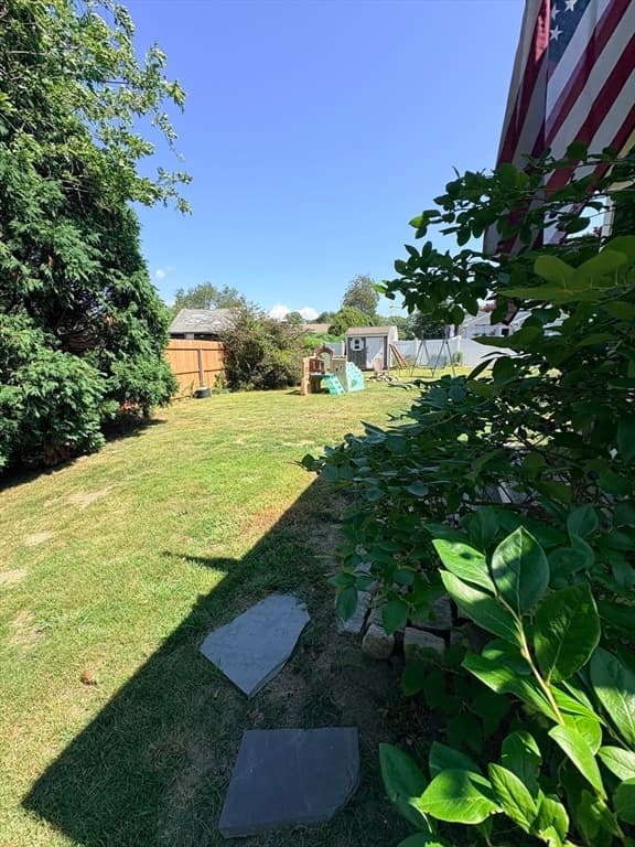 2 Upton St, Fairhaven MA 02719 photo 4