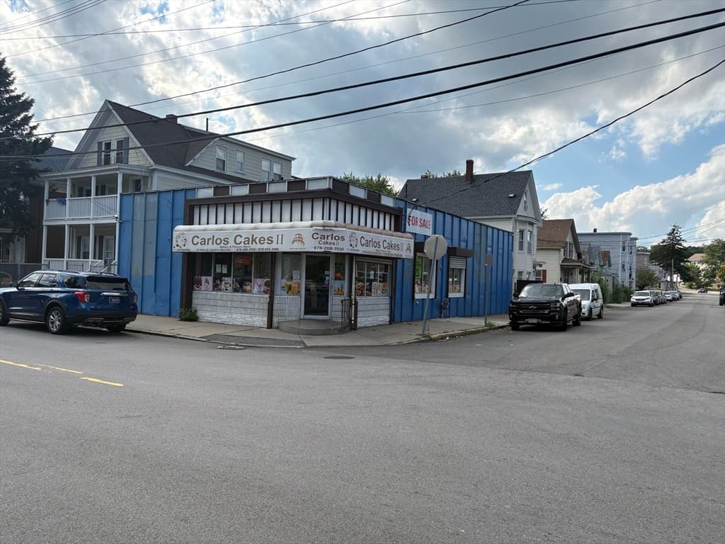 139 Water St, Lawrence MA 01841