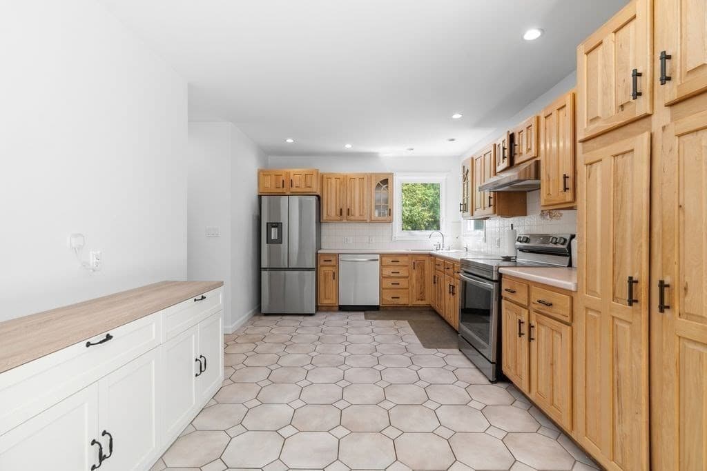 5 Locust St, North Reading MA 01864 photo 19