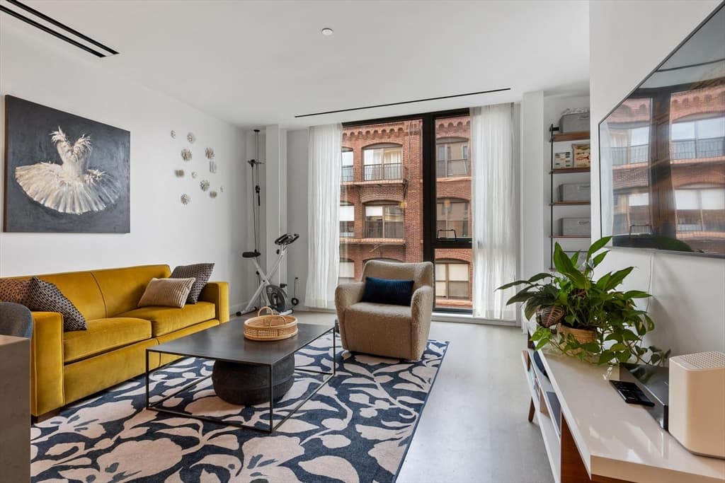88 Wareham St # 401, Boston MA 02118