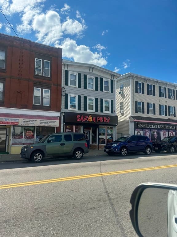 89 S Broadway, Lawrence MA 01843 photo 3