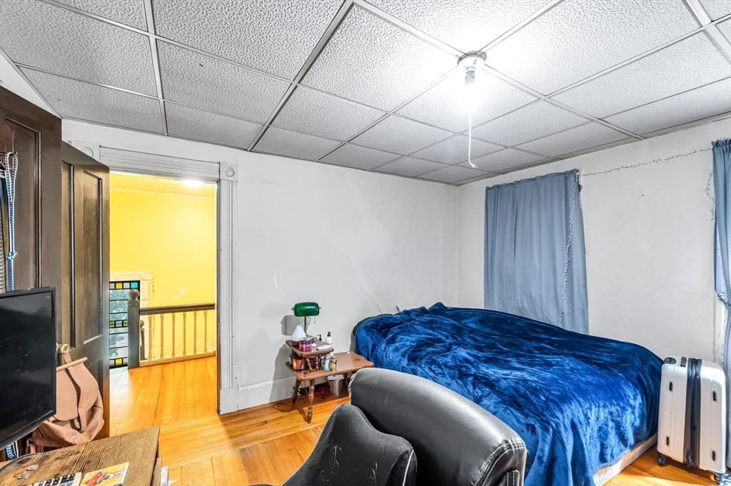 112 Hampshire St, Springfield MA 01151 photo 15