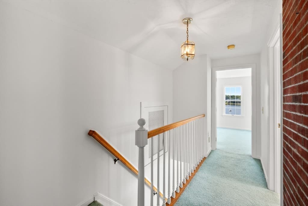 584 Circuit Ave, Bourne MA 02559 photo 18