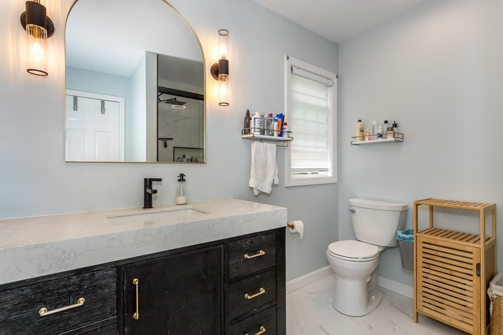 1 E Wood St # B, Milford MA 01757 photo 16