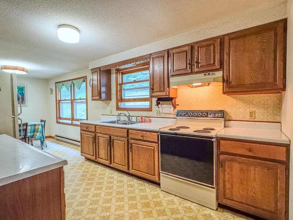 191 Old State Road, Erving MA 01344 photo 7