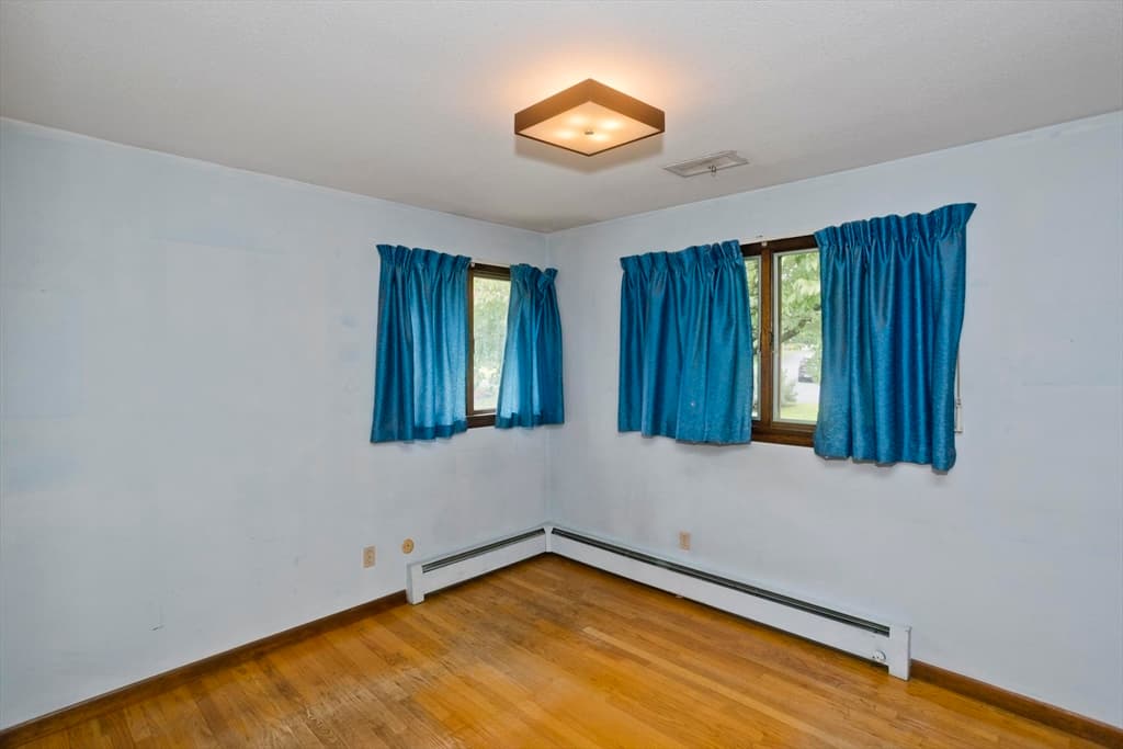 233 Lathrop St, South Hadley MA 01075 photo 17