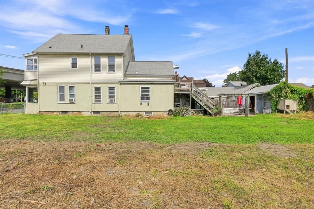 14 Perrault, Chicopee MA 01013 photo 31