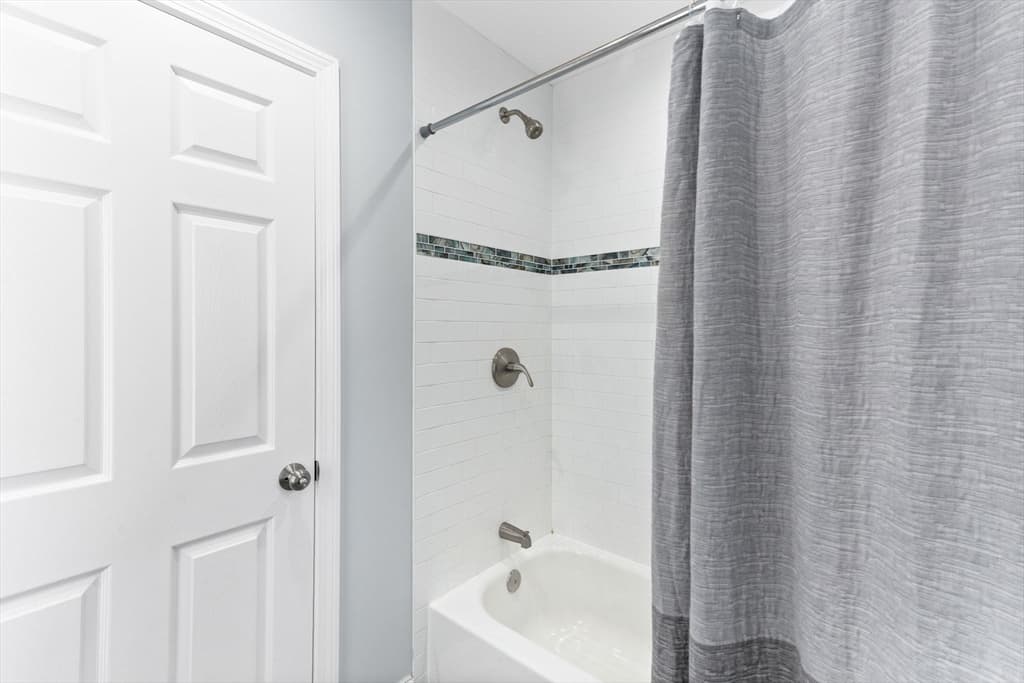 32 Cottage St, Taunton MA 02780 photo 10