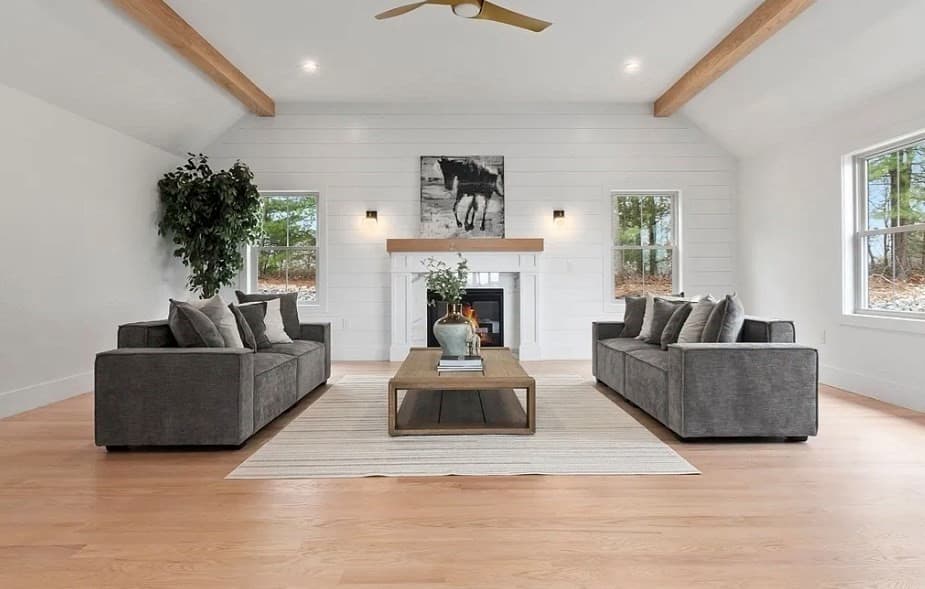 Single Family Residence at 136 Quail Run, North Andover MA 01845, photo 8 of 17