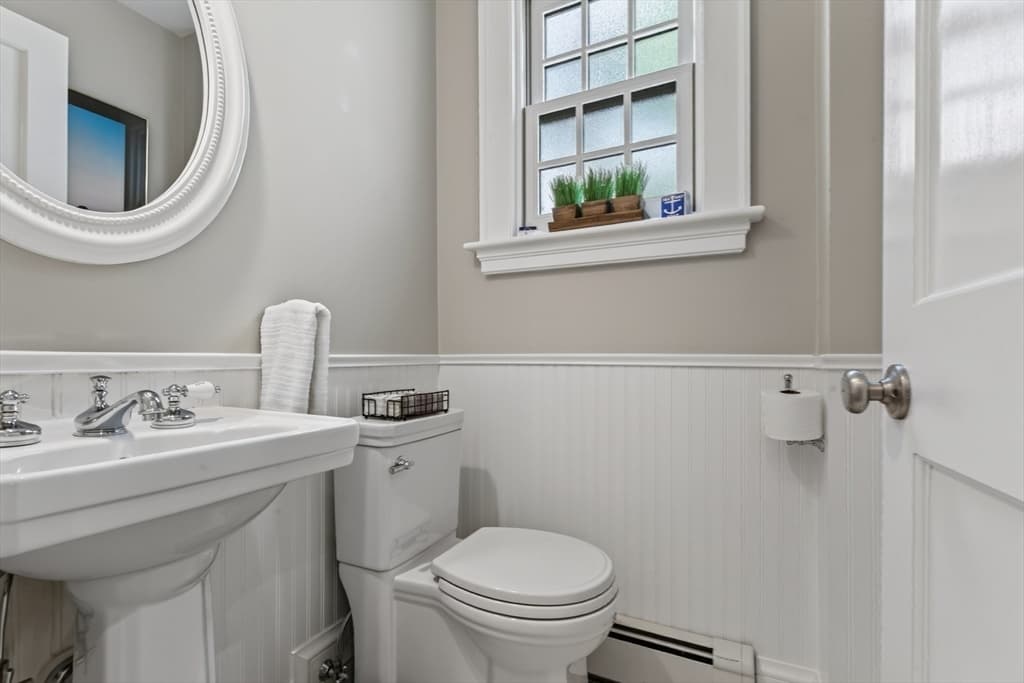 165 Thacher, Milton MA 02186 photo 15