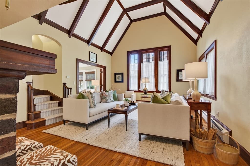 165 Thacher, Milton MA 02186 photo 4