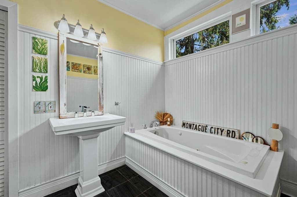 Single Family Residence at 139 Montague City Road, Greenfield MA 01301, Greenfield, photo 26 of 34