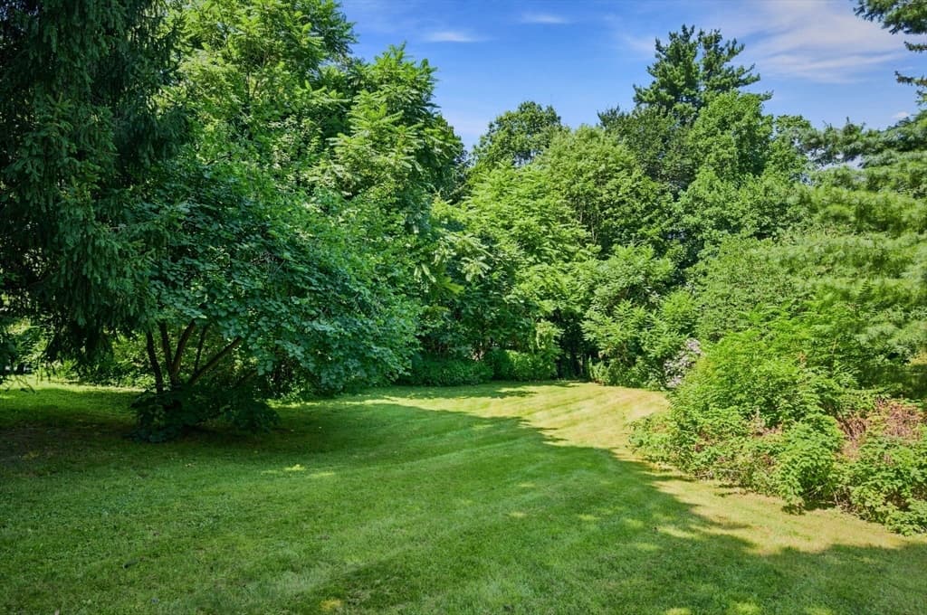 Single Family Residence at 139 Montague City Road, Greenfield MA 01301, Greenfield, photo 3 of 34
