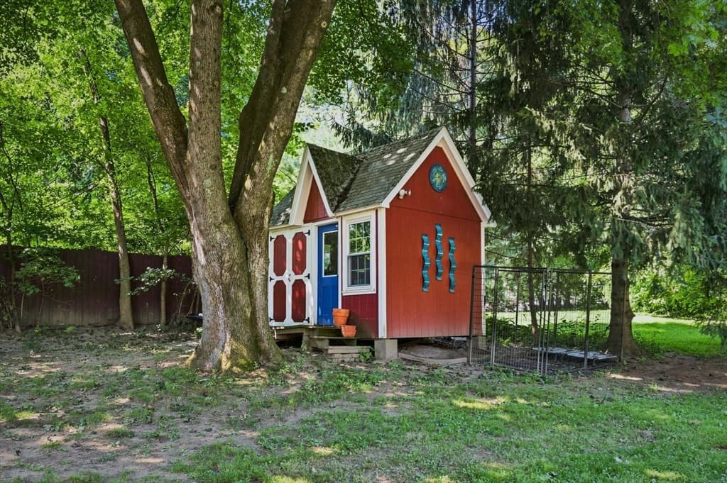 Single Family Residence at 139 Montague City Road, Greenfield MA 01301, Greenfield, photo 33 of 34
