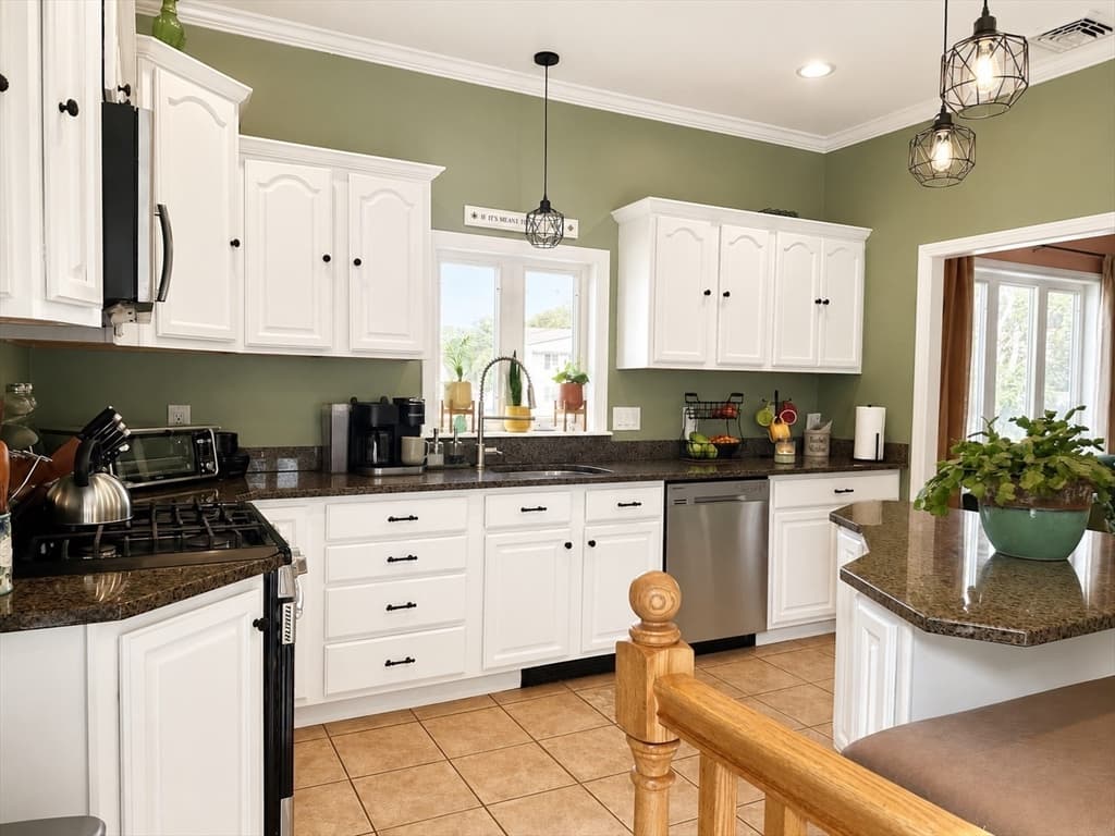 1759 Stafford Rd., Fall River MA 02721 photo 8