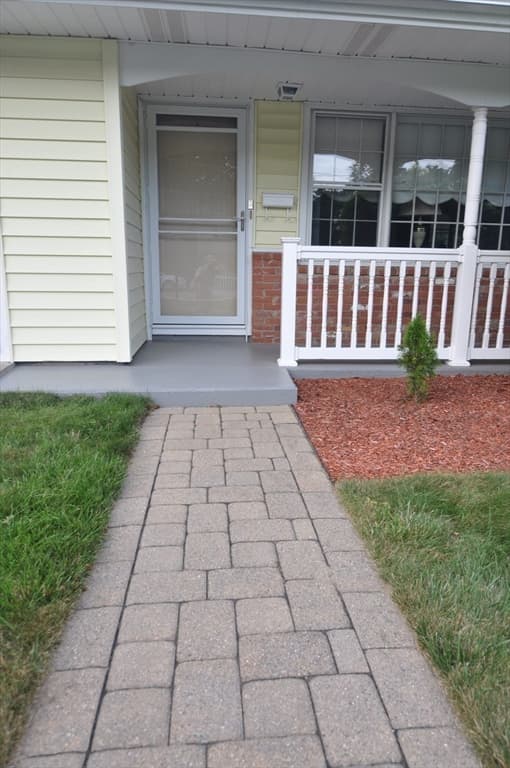 4 Blackstone St, Peabody MA 01960 photo 7