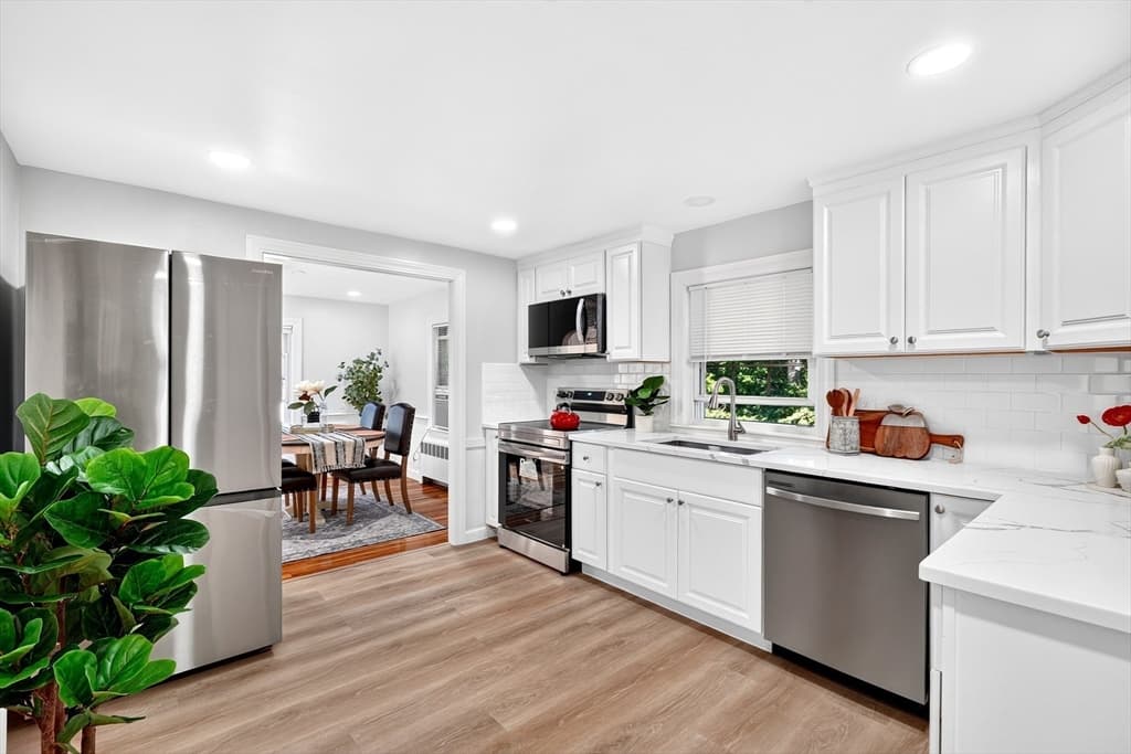 12 Fisher Terrace, Woburn MA 01801 photo 6