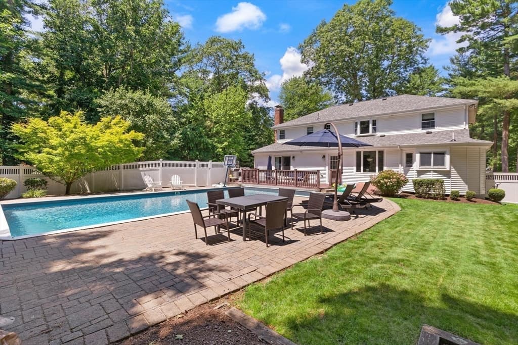 14 Mallard Dr, Sharon MA 02067 photo 4