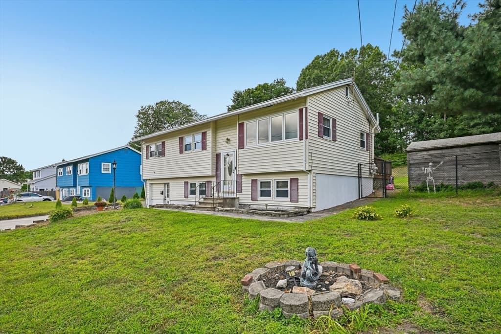 12 Barnard Rd, Lawrence MA 01843 photo 2