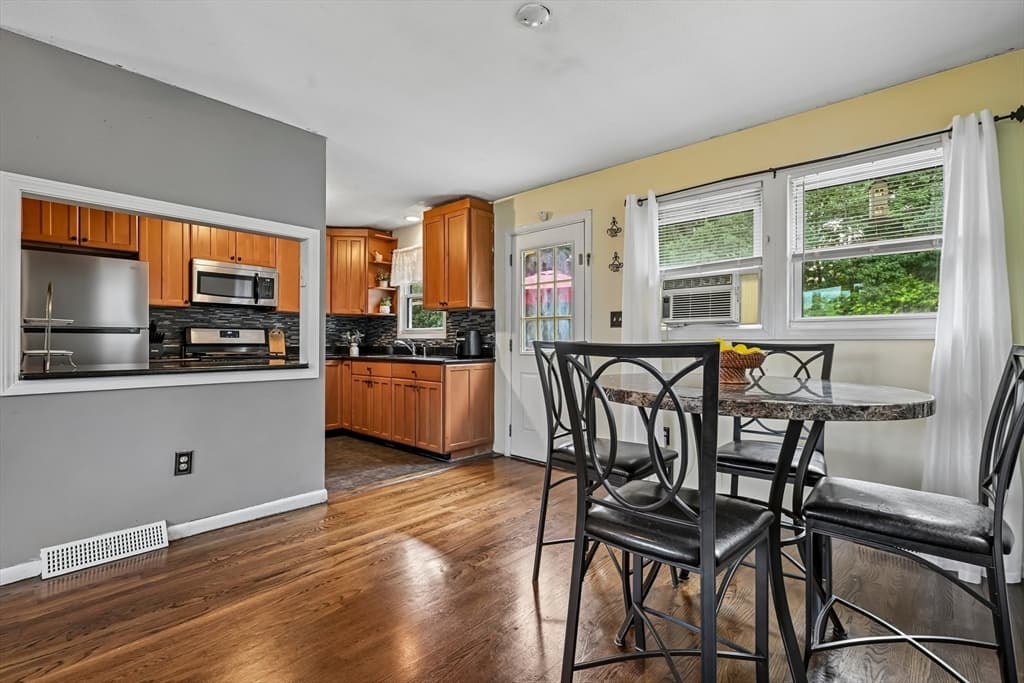 12 Barnard Rd, Lawrence MA 01843 photo 6