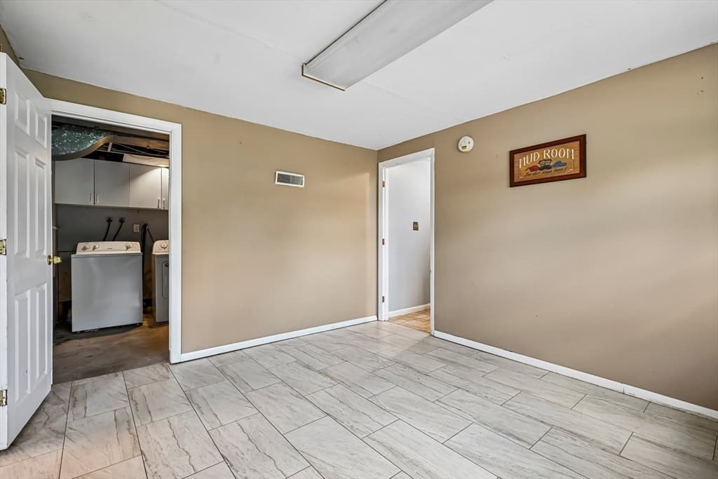 12 Barnard Rd, Lawrence MA 01843 photo 19