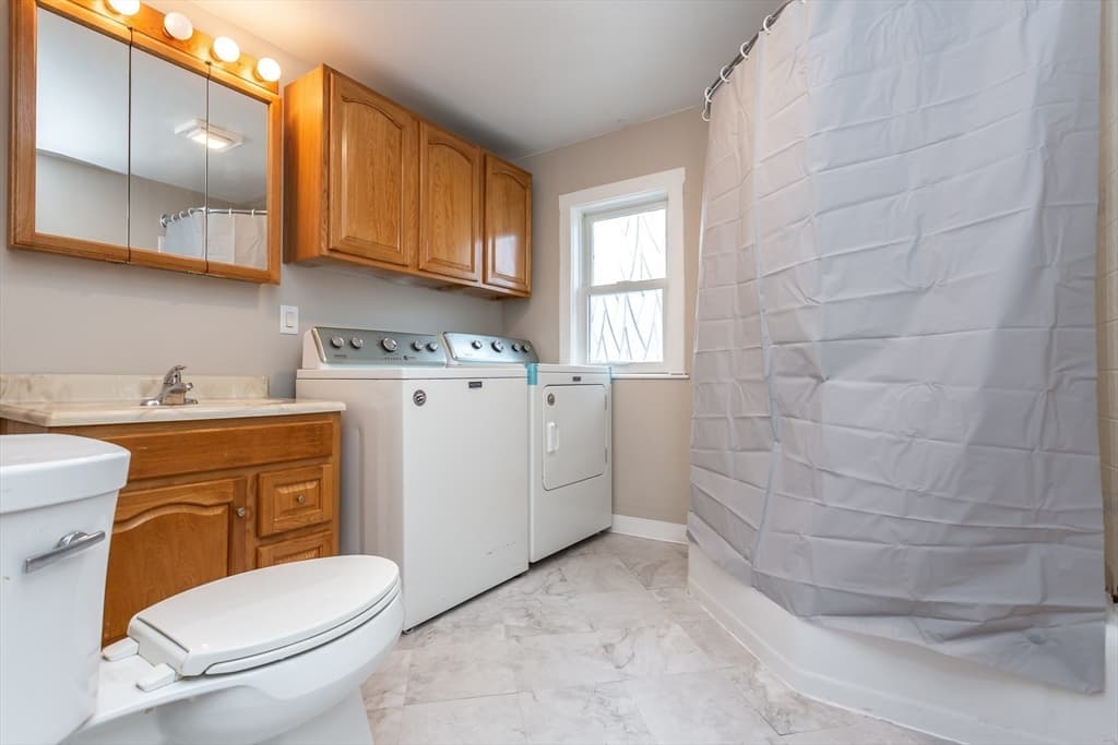 68 Winter St, Taunton MA 02780 photo 9