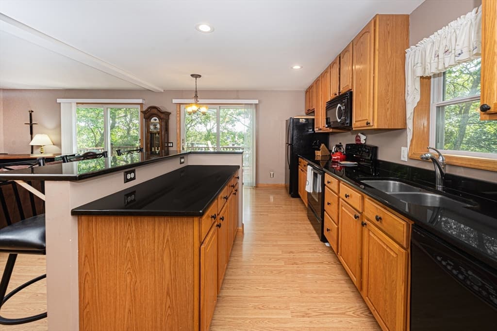 42 Lake View Blvd, Plymouth MA 02360 photo 12