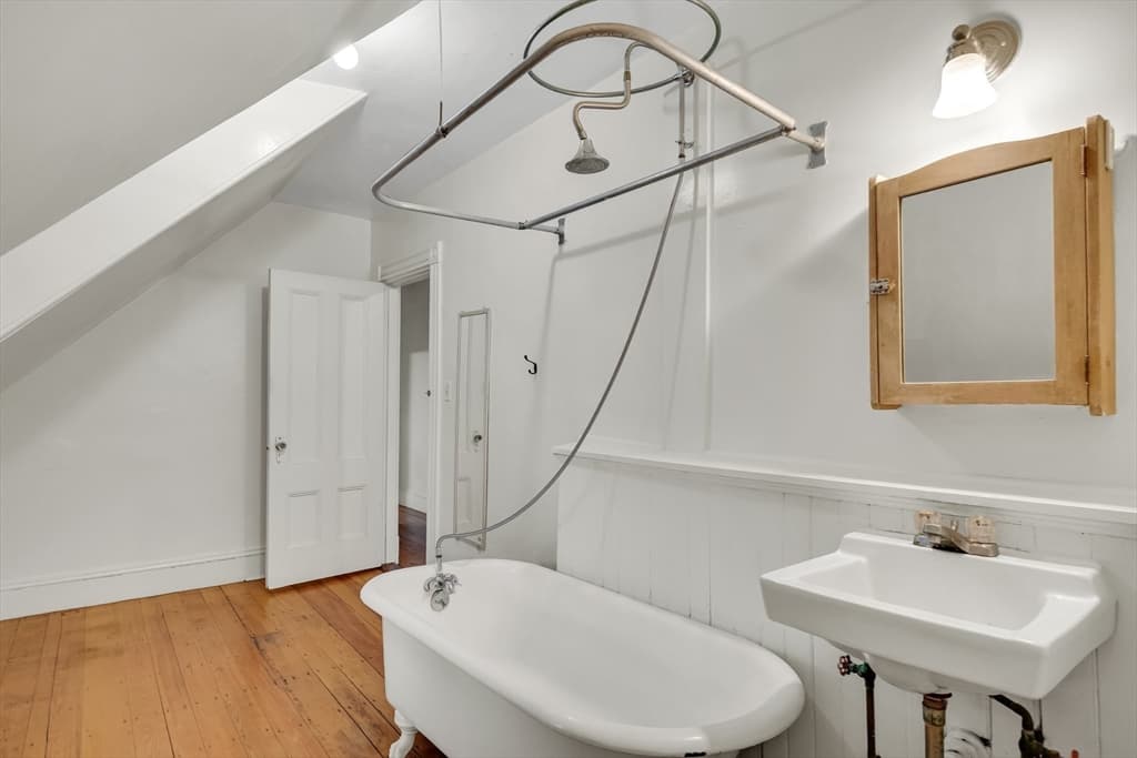16 Harris St, Brookline MA 02446 photo 32