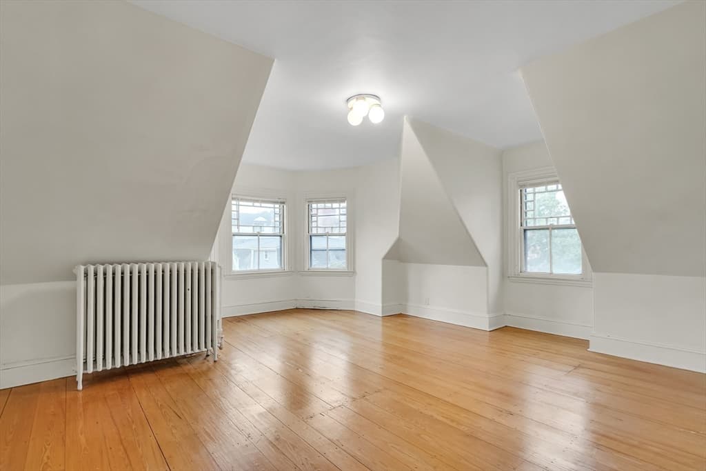16 Harris St, Brookline MA 02446 photo 38