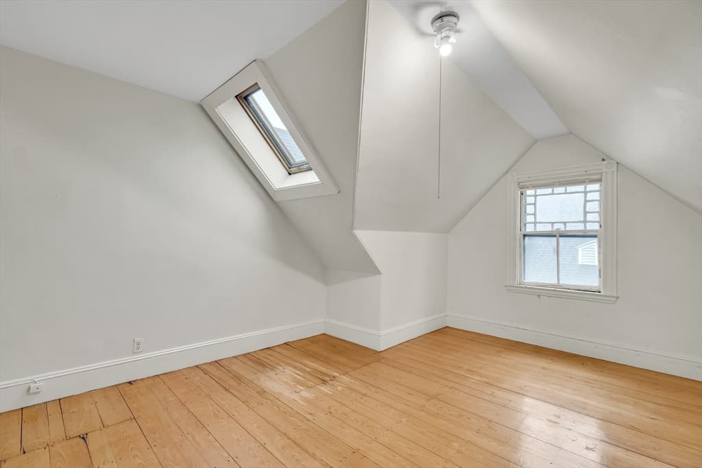 16 Harris St, Brookline MA 02446 photo 37