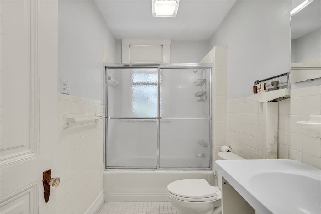 16 Harris St, Brookline MA 02446 photo 11