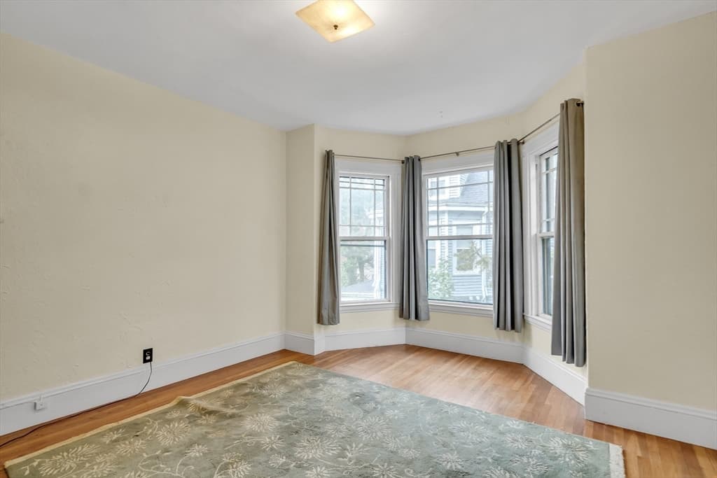 16 Harris St, Brookline MA 02446 photo 29