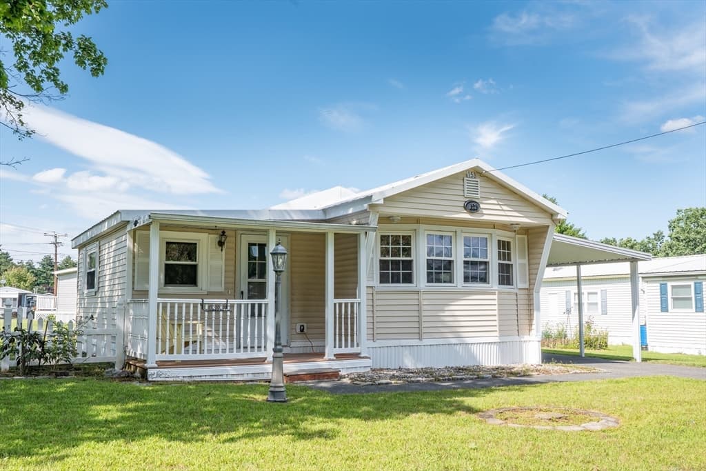 281 Chauncey Walker St # 153, Belchertown MA 01007