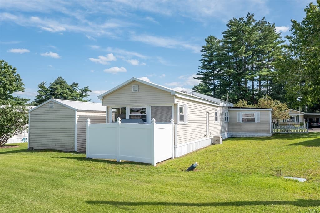 281 Chauncey Walker St # 153, Belchertown MA 01007 photo 25