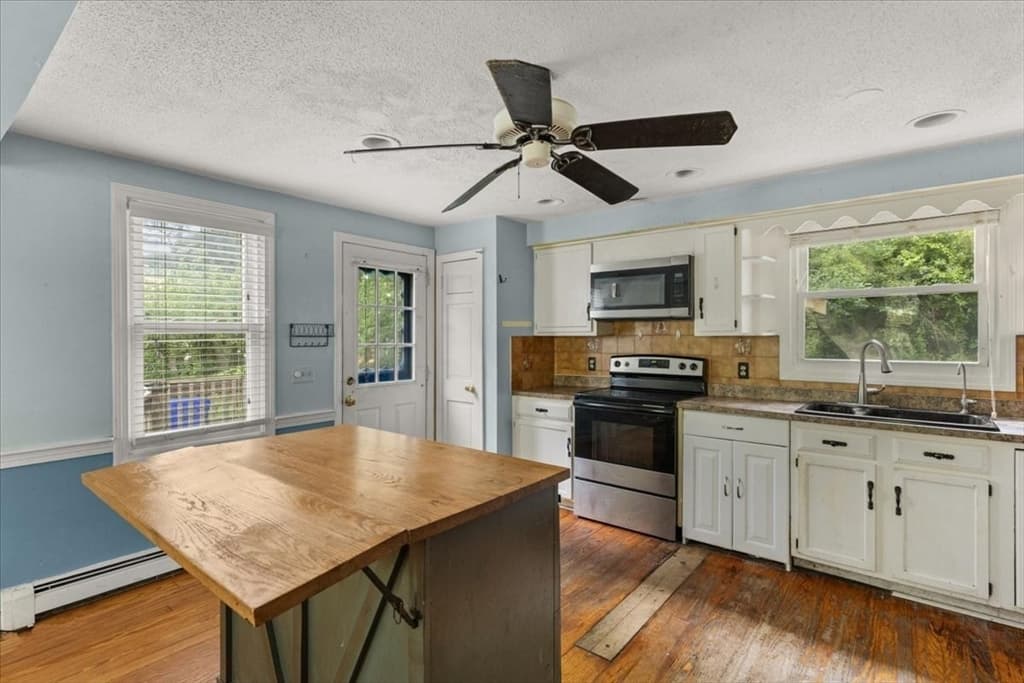 350 Harvey St, Taunton MA 02780 photo 8
